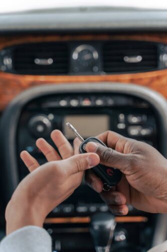 Beginner Driving Lessons for Adults